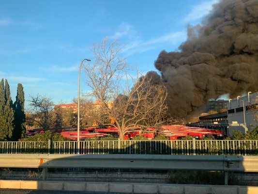 La Policía investiga el incendio en la cochera de la EMT de València