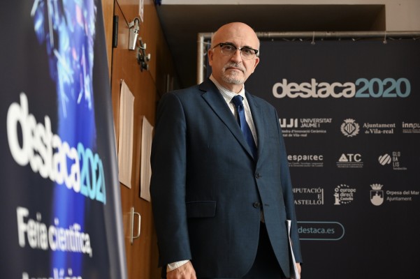 Pedro A. Pernías: 