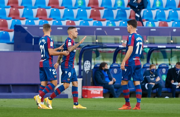 Roger capitanea; Dani Gómez y De Frutos echan la puerta abajo