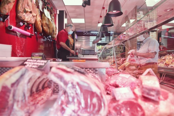 El stock de mercancías en el comercio baja por primera vez en seis años al caer un 2,9 %
