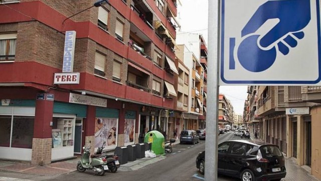 La Vila licita el nuevo contrato de la zona azul para reactivarla tras caducar la concesión