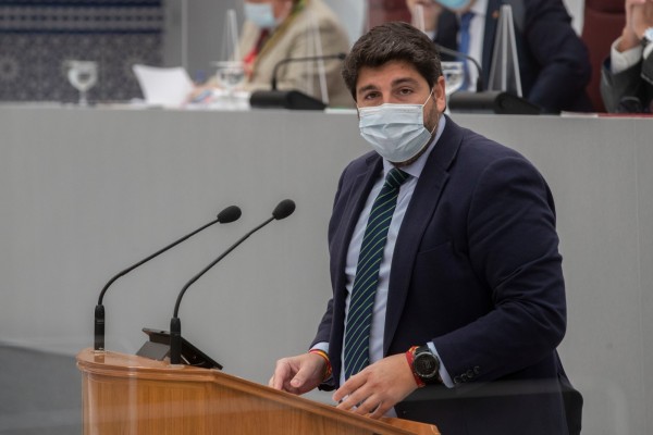 Miras se compromete a pagar las ayudas para los bares antes de que acabe el año 