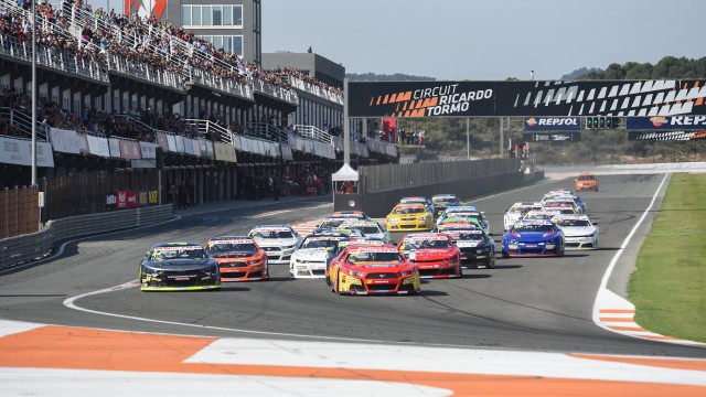 La Nascar Series cierra la temporada en Cheste
