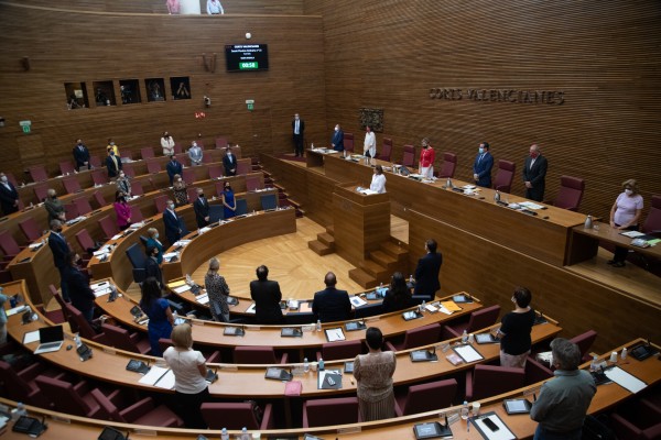 Los diputados de Les Corts Valencianes también se congelarán el sueldo en 2021