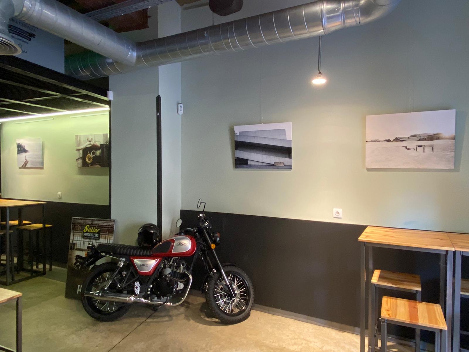 A la caza de los 'Detalles': el 'gps' fotográfico de Gema Beltrán se expone en el Garaje Bar