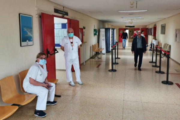 Sanidad prorroga los 7.045 contratos covid que han finalizado, que estarán vigentes hasta junio de 2021