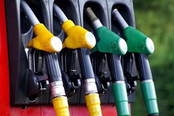 El consumo de combustibles cae un 11,5% en octubre