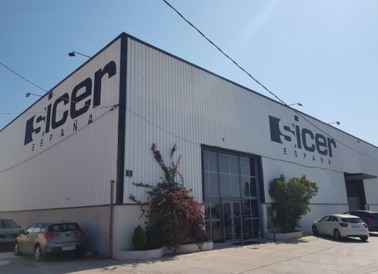El fondo Azimut adquiere el 65% de la italiana Sicer, presente en el triángulo cerámico castellonense