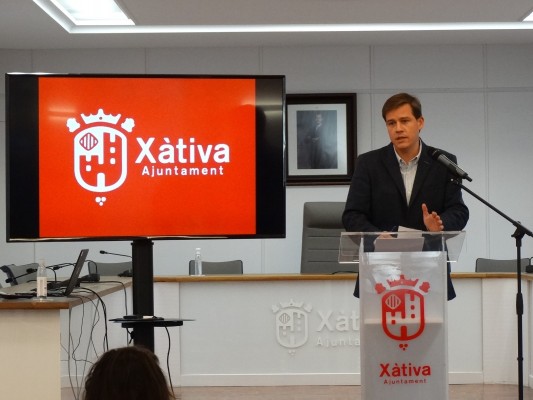 Xàtiva y Cullera relajan las medidas municipales contra la covid-19 por la mejora de los datos