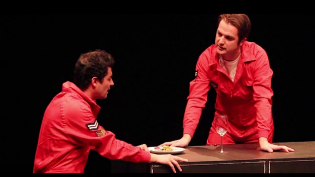 ‘El Gat de Schrödinger’ arriba al Teatre Micalet per enlairar cap a l’absurd
