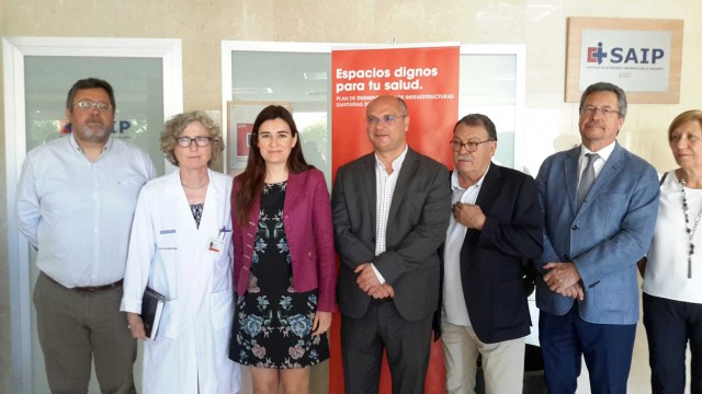 Anuncian 66 empleos para el Hospital Marina Baixa que suprimen los contratos 