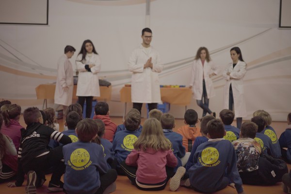 La Semana de la Ciencia y Energía de Repsol para los colegios se traslada este año al formato online