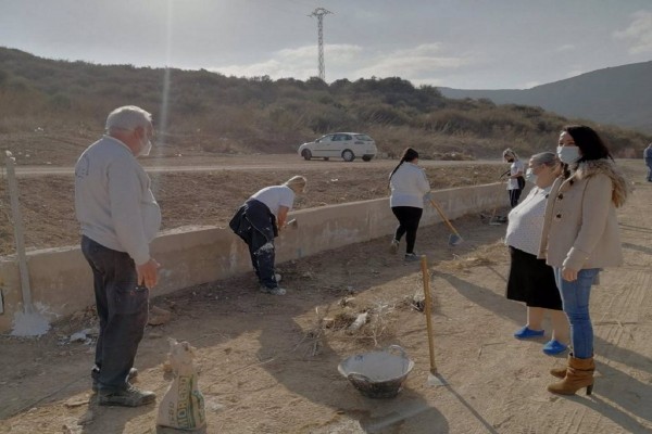El programa 'Barrios ADLE' ayuda a la inserción laboral de 12 personas en el barrio de Lo Campano
