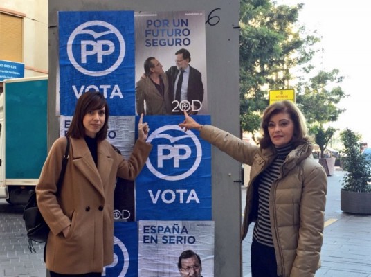 Ana Botella, tras ver un cartel de Rajoy: 