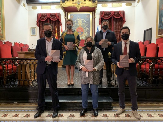 La documentalista Anna Álvarez presenta su libro sobre la Acequia Mayor del Pantano de Elche