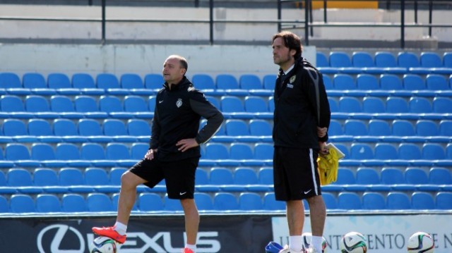 Seis jugadores y ex entrenador Hércules del pasado curso sí jugarán promoción