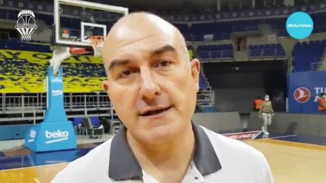 Ponsarnau valora la reacción física tras el error estrepitoso de estar “blandos”