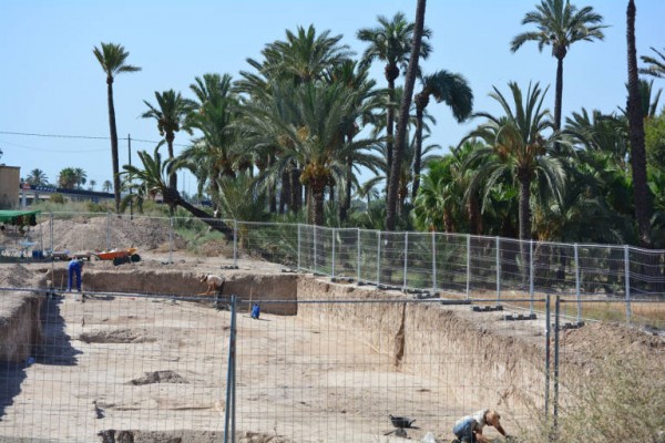 El Ministerio de Cultura convoca al Consell y Ayuntamiento de Elche para abordar el conflicto en El Arsenal