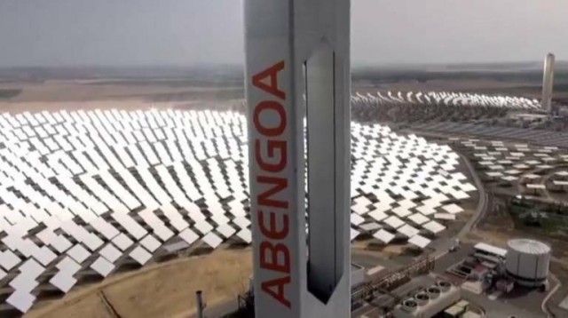 Abengoa busca el auxilio financiero del Gobierno de Ximo Puig a cambio de trasladar su sede social