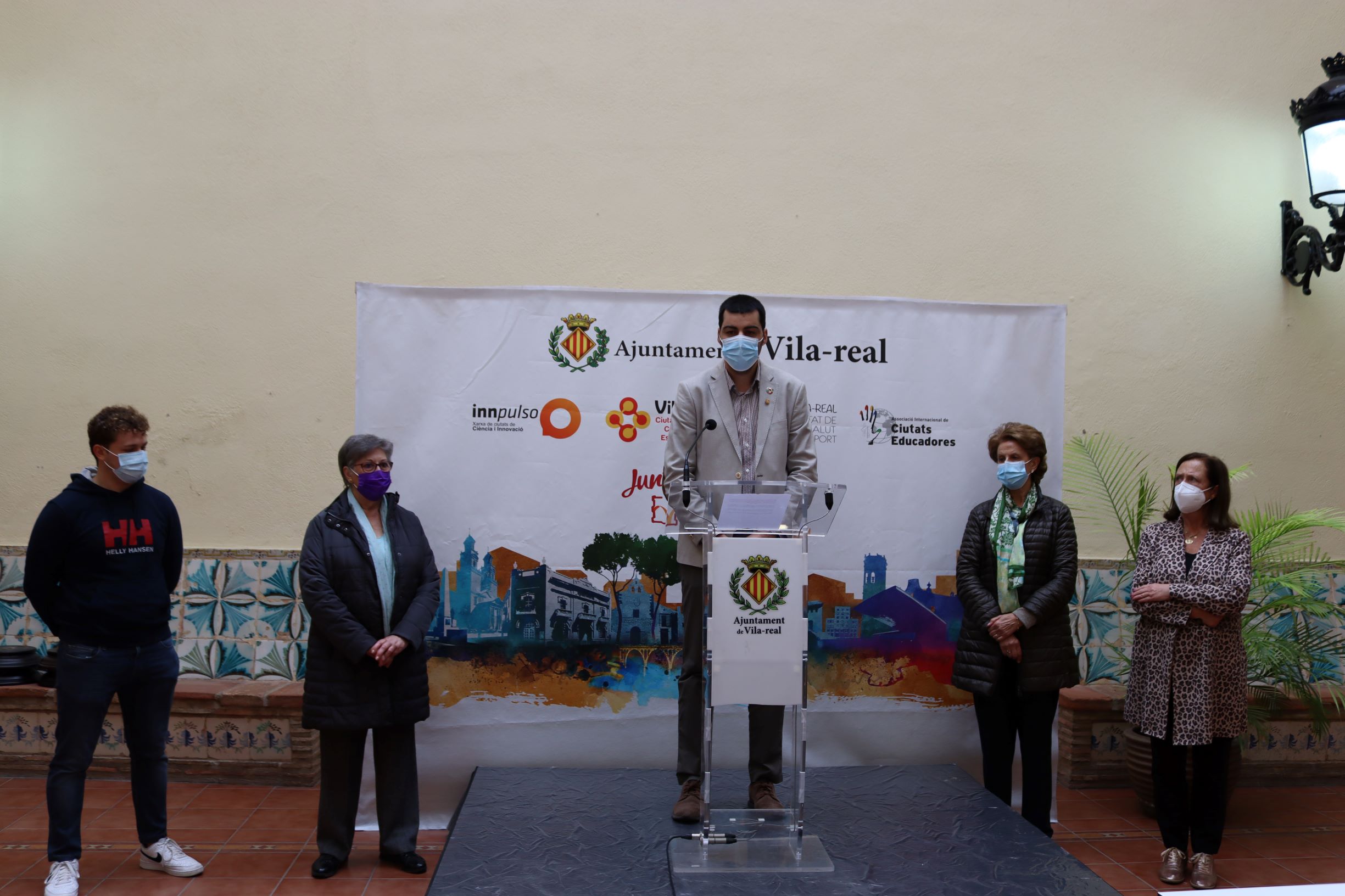 Vila-real triplica la ayuda para reparto de vales de comida para familias vulnerables cara a la Navidad