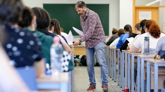 O filósofos o cerdos
