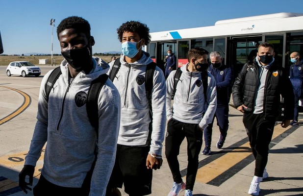 El Valencia anuncia un positivo por covid-19 en el primer equipo