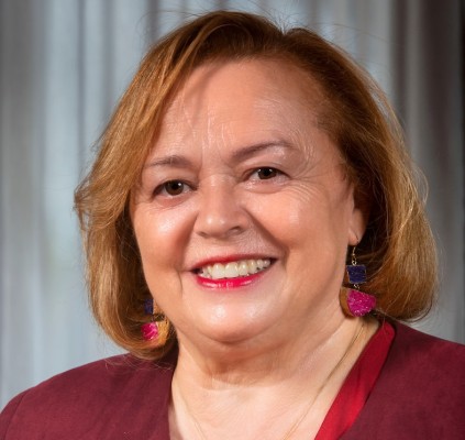 La presidenta del CSIC, Rosa Menéndez, expone iniciativas ante la covid-19 en el Campus de Alcoy de la UPV