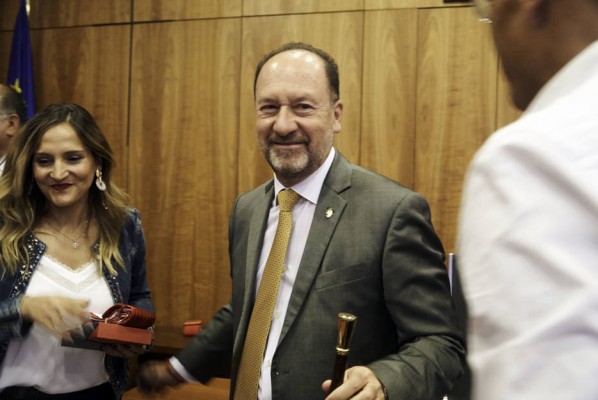 La oposición y Cs, socio de gobierno, le tumban al PP de Orihuela los presupuestos de 2020