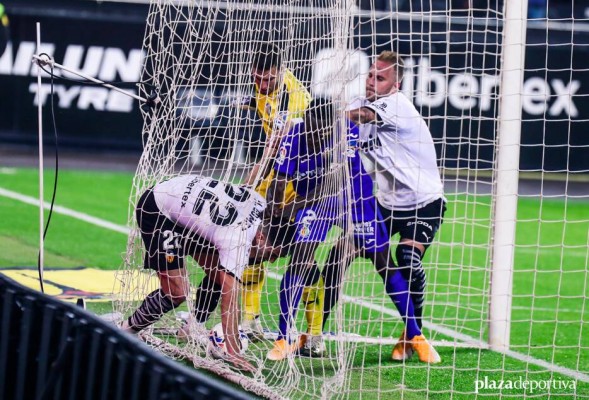 Un Valencia CF a lo Street Fighter