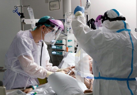 La Comunitat Valenciana suma 2.185 nuevos casos de coronavirus y 18 fallecidos