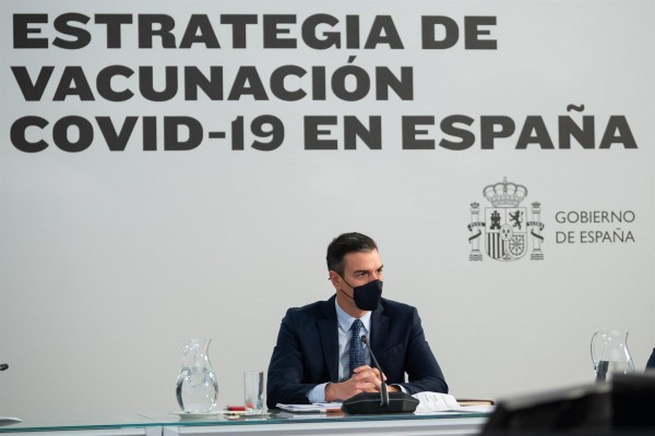 Los residentes y el personal sanitario de residencias serán los primeros en vacunarse, a partir de enero