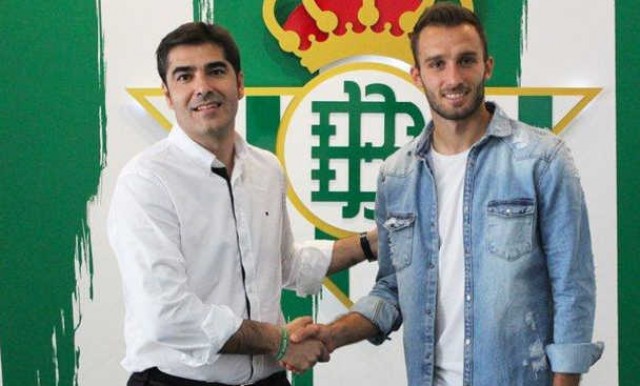 El Real Betis renueva a Germán Pezzella hasta 2021