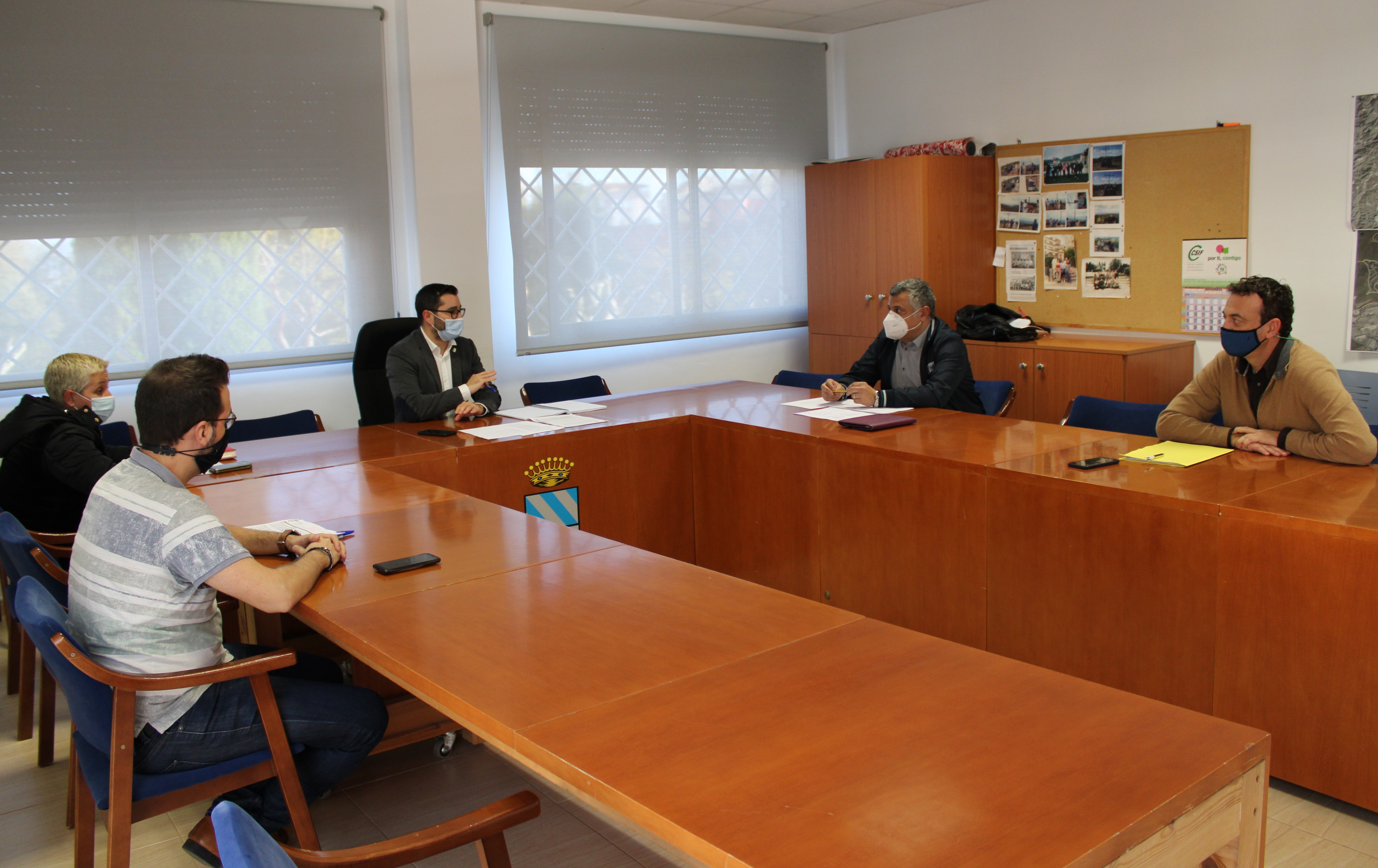 Los grupos políticos de l'Alcora acuerdan destinar 300.000 euros a ayudas directas para autónomos 