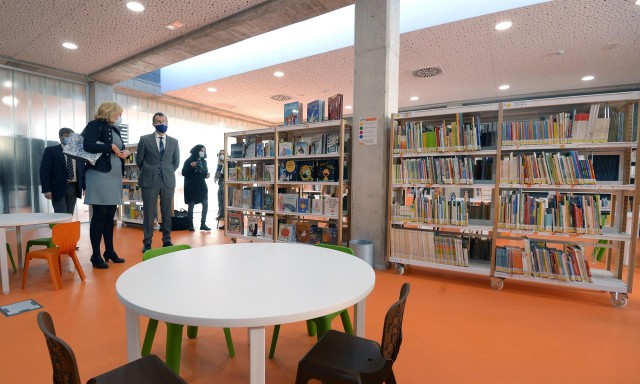 La nueva biblioteca de Beniaján ya es una realidad: 149 puestos de lectura y sala de estudios 24 horas