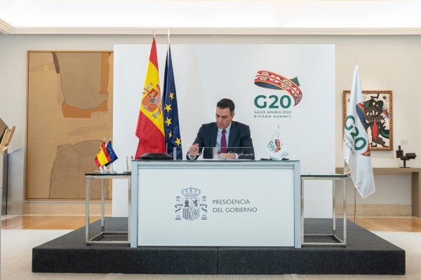 Sánchez no descarta ampliar la prohibición de los desahucios y confirma su confianza en Iglesias