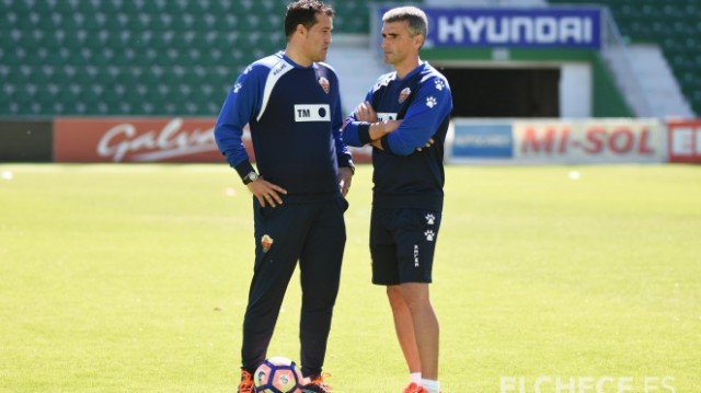 Parras blinda al Elche a puerta cerrada para preparar el partido de Getafe