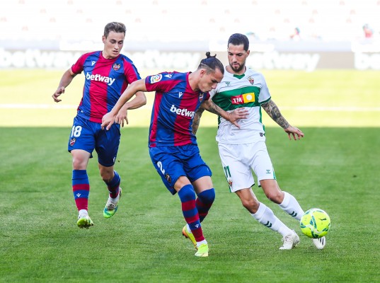 Empate a balón parado
