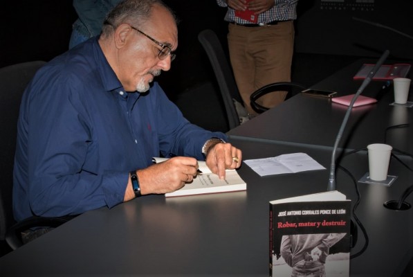'Matar, robar y destruir', el libro de José Antonio Corrales sobre el crimen de la maza