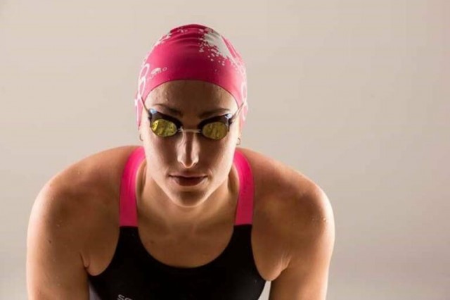 Lidón Muñoz bate el récord de España de 100 metros estilos en piscina corta