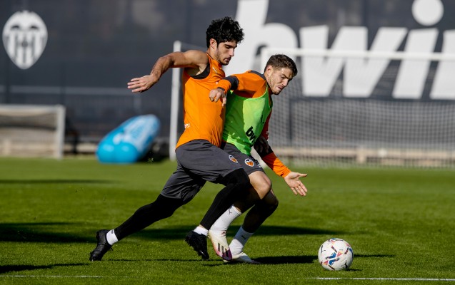 Maxi trabaja en solitario y tiene muy complicado estar ante el Alavés