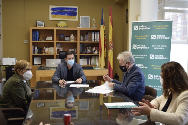 Burjassot y Caixa Popular firman un convenio para dar apoyo financiero a los emprendedores 