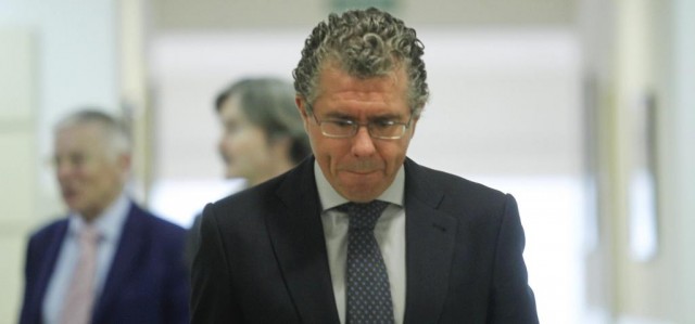 El juez decreta libertad bajo fianza de 400.000 euros para Granados