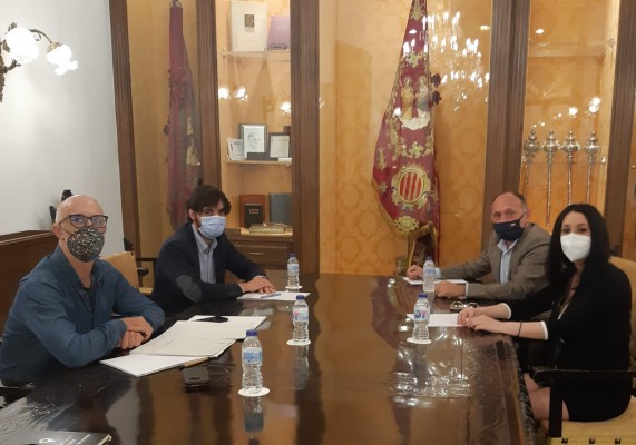 La EVha ampliará el parque de viviendas sociales en Orihuela con la adecuación de cinco inmuebles 