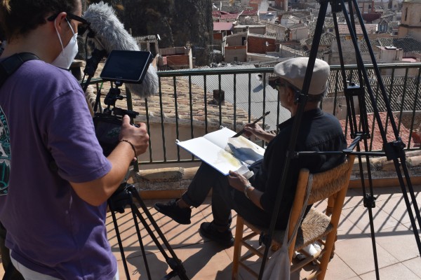 'Pedro Cano, pintar el viaje': el documental para conocer otras tierras a través de la mirada nómada del pintor 