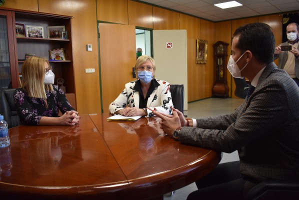 Sanidad descarta nuevas medidas en Elda y Petrer: la incidencia del virus ha bajado en las dos ciudades