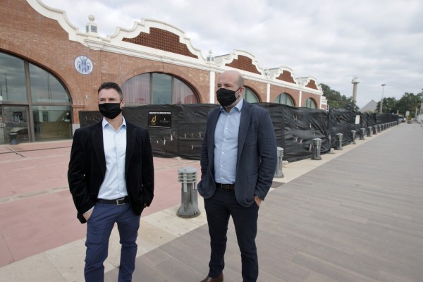 Los empresarios Amores y Zamora empiezan las obras para revitalizar el Moll de Costa del Grau