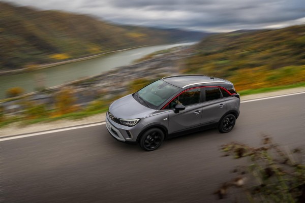  Opel actualiza el Crossland