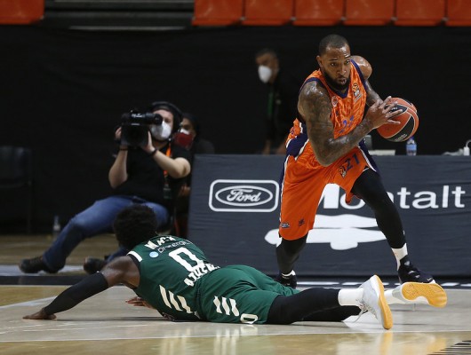 Valencia Basket suma otro triunfo continental ante Panathinaikos