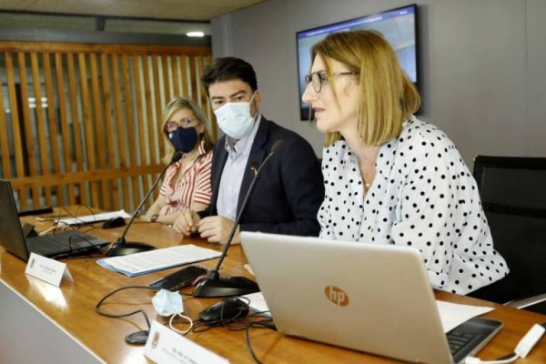 PP y Cs plantean congelar el sueldo de concejales y asesores en Alicante