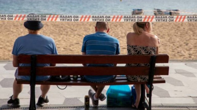 C1 o alça’t: Hui, l’apostrofació